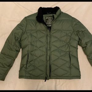 💚💚Puffy Green Eddie Bauer Jacket💚💚